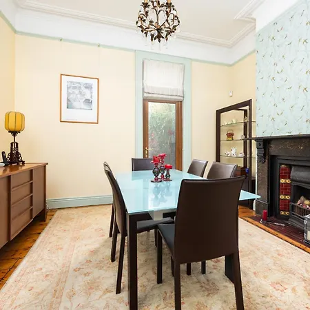 4bed 2,5 Bath House With Garden Near Kilmainham Gaol