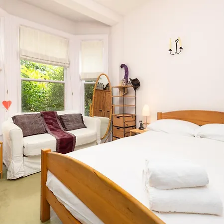 Holiday home 4bed 2,5 Bath House With Garden Near Kilmainham Gaol Dublin